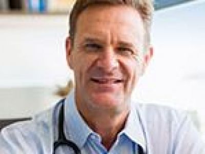 Dr James Morton (AM) Recognised with Prestigious  University of Queensland Alumni Award